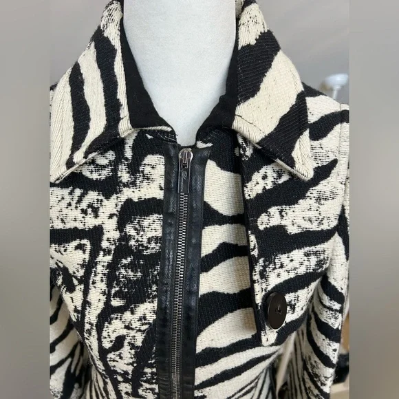 Blumarine Zebra Tiger Animal Print Wool Silk Coat Size 38 Designer Rare Evening